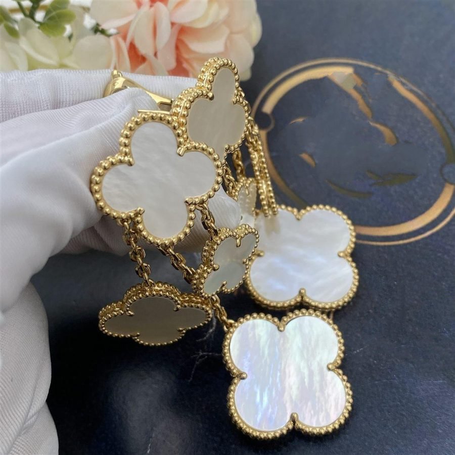 [Lumina]CLOVER EARRINGS WHITE MOP 4 MOTIFS GOLD