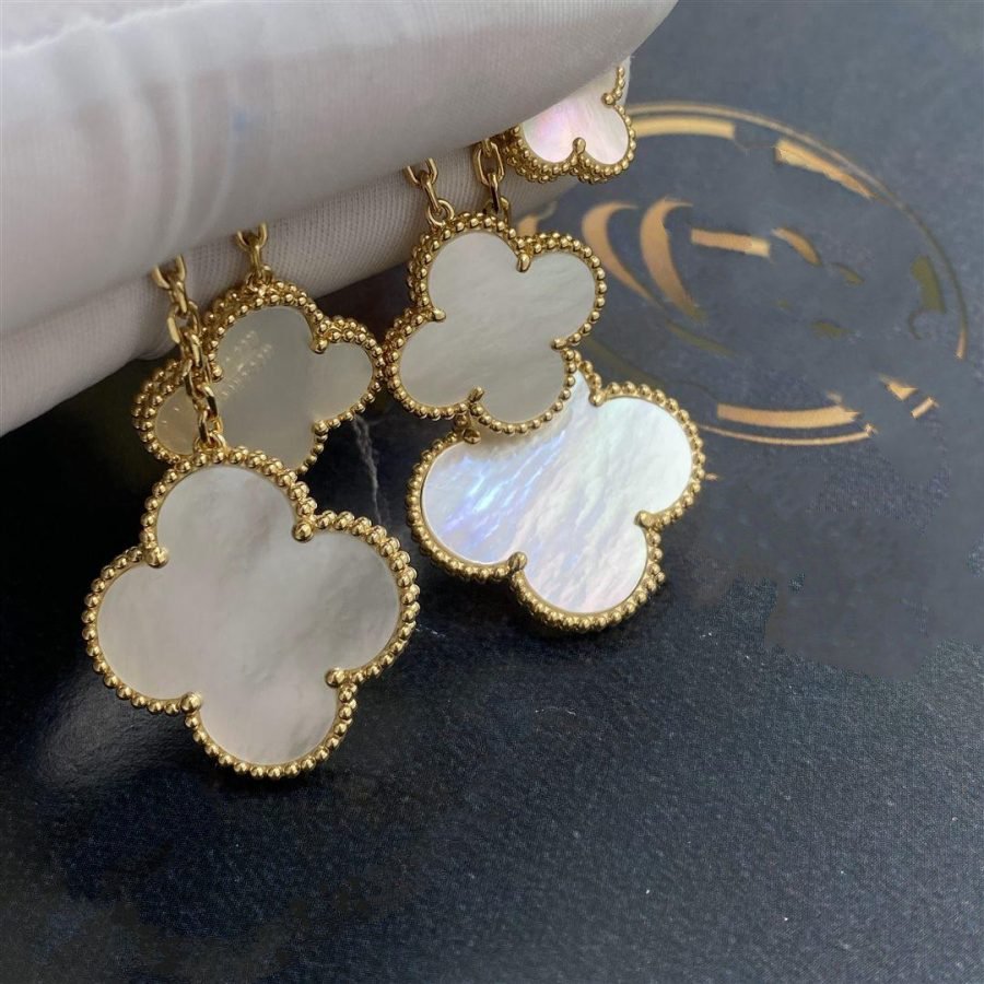 [Lumina]CLOVER EARRINGS WHITE MOP 4 MOTIFS GOLD