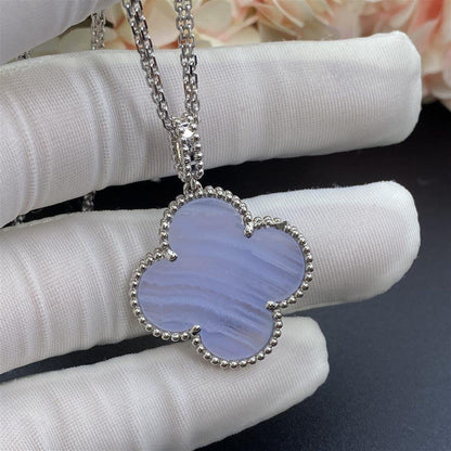 [Lumina]CLOVER SILVER CHALCEDONY BIG CLOVER NECKLACE