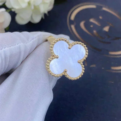 [Lumina]CLOVER WHITE MOP RING