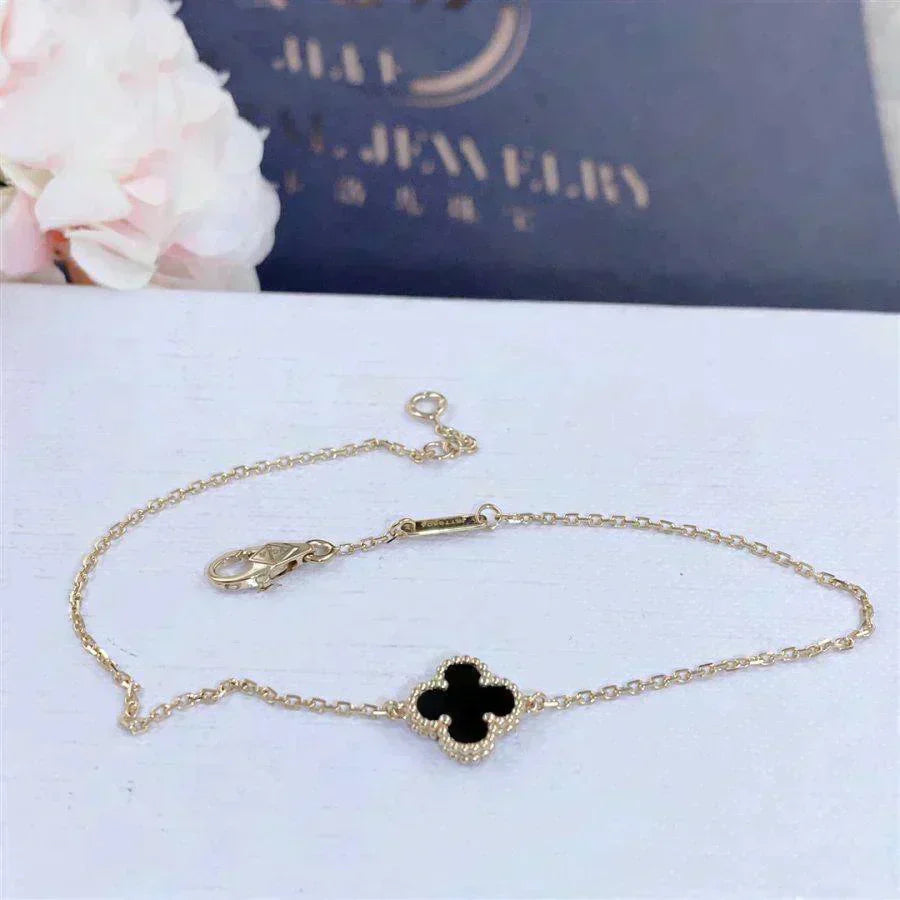 [Lumina]CLOVER ONYX SINGLE FLOWER BRACELET