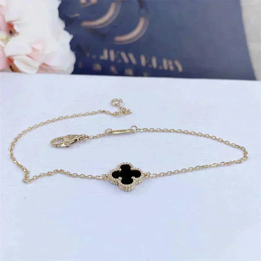 [Lumina]CLOVER ONYX SINGLE FLOWER BRACELET