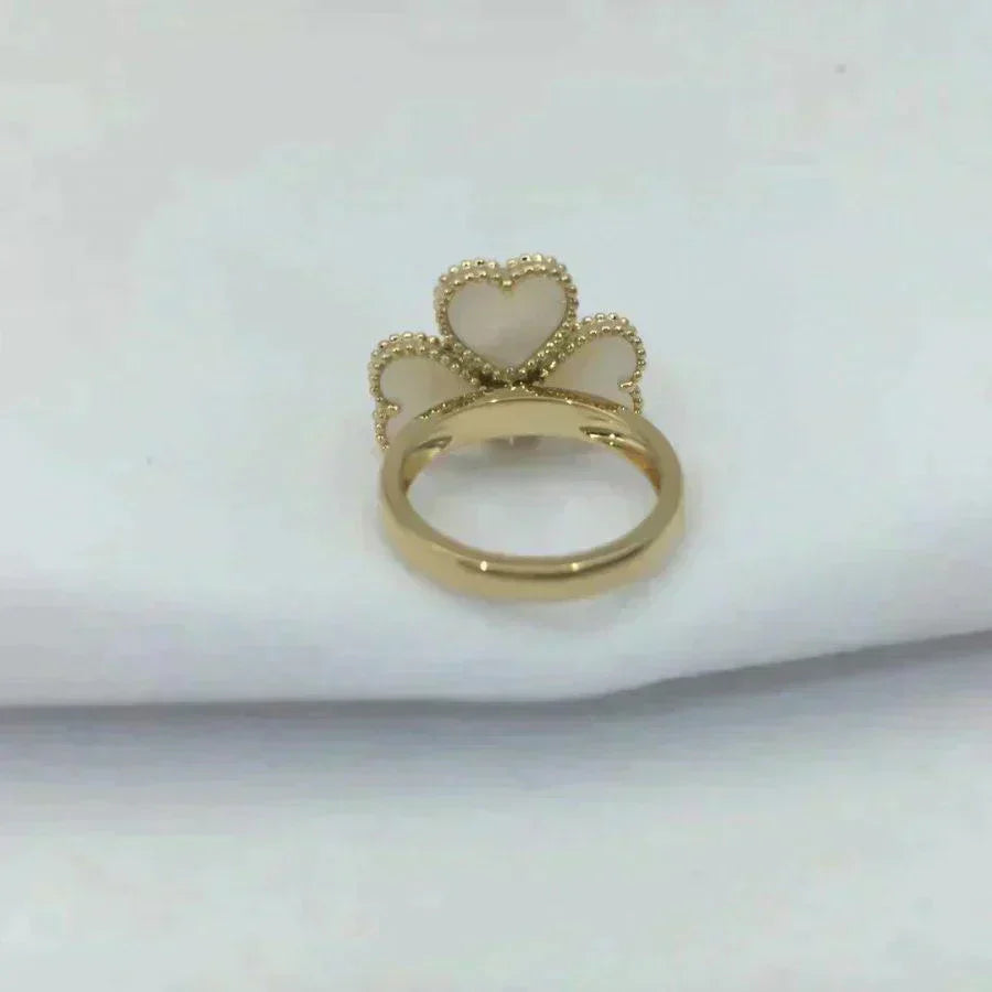 [Lumina]SWEET CLOVER WHITE MOP RING