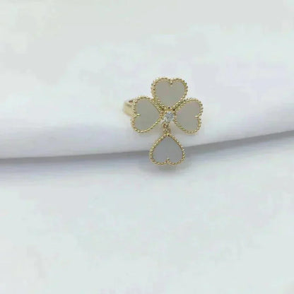 [Lumina]SWEET CLOVER WHITE MOP RING