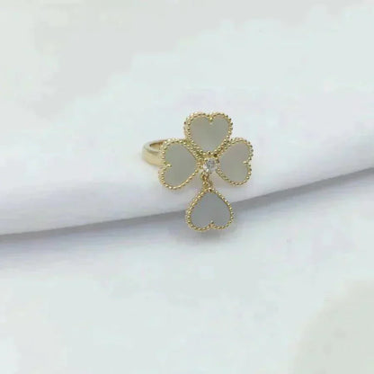 [Lumina]SWEET CLOVER WHITE MOP RING