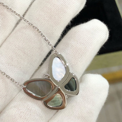 [Lumina]LARGE BUTTERFLY SILVER PENDANT DIAMOND NECKLACE